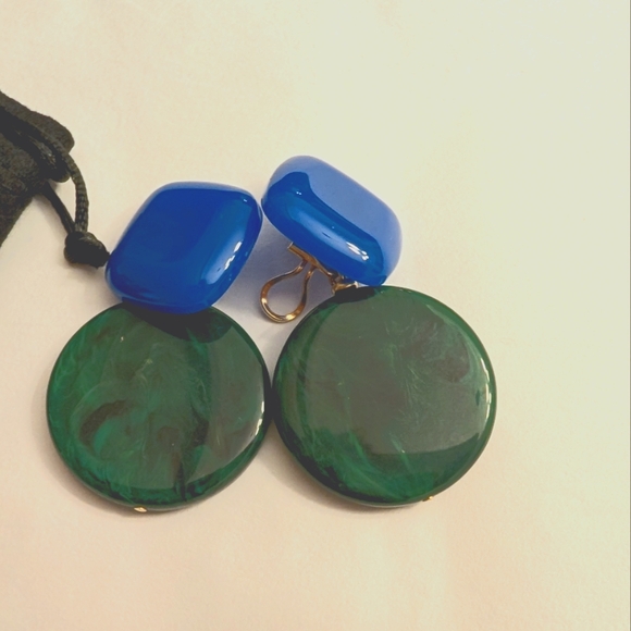 Rachel Comey Arc Acrylic Drop Earrings - Picture 4 of 4